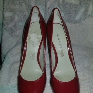 Nine West RED PATENT LEATHER SIZE 6